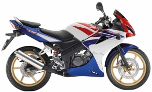CBR125R White Tricolor 2010